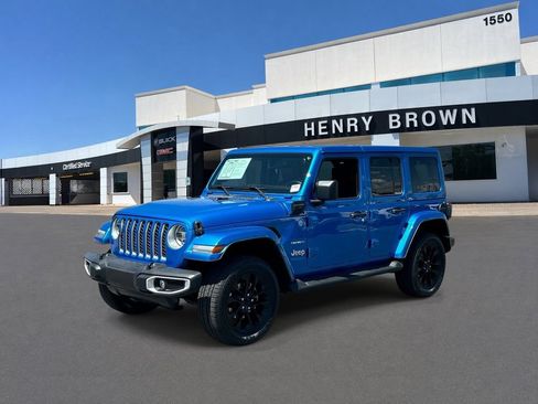 Used 2021 Jeep Wrangler Unlimited Sahara w/ Safety Group AWD/4WD image 1