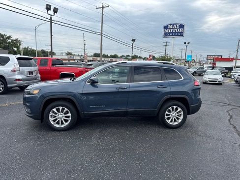Used 2019 Jeep Cherokee Latitude w/ Popular Appearance Group AWD/4WD image 2