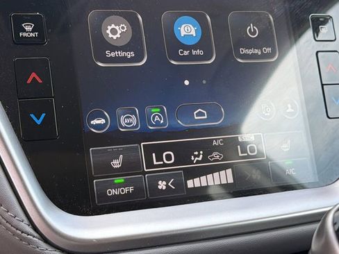 Used 2025 Subaru Outback Premium image 14