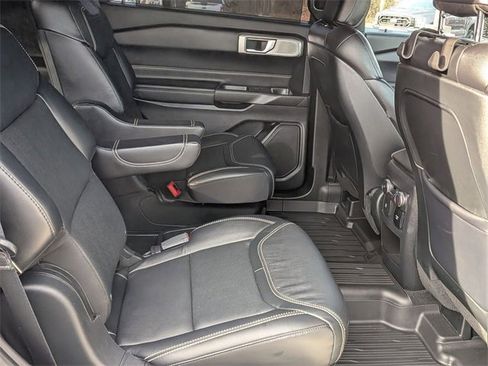 Used 2020 Ford Explorer ST w/ Premium Technology Package image 38