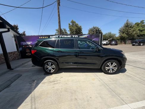 Used 2016 Honda Pilot EX image 4
