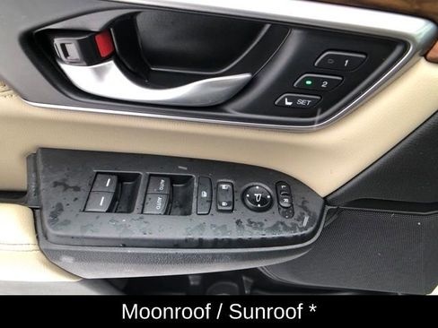 Used 2021 Honda CR-V Touring image 13