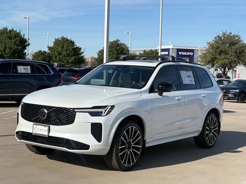 New 2026 Volvo XC90 B6 Ultra w/ Lounge Package image 2
