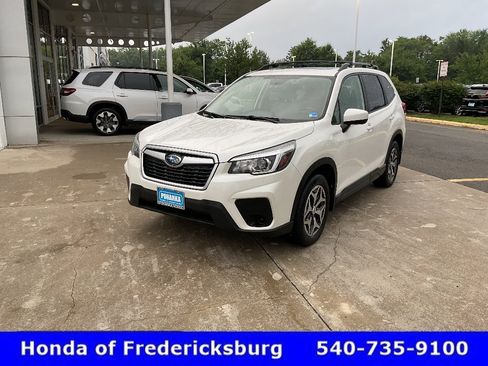 Used 2019 Subaru Forester Premium AWD/4WD image 1