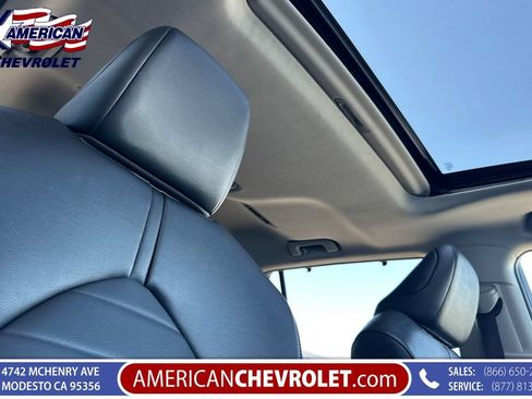 Used 2023 Toyota Highlander XLE FWD image 22