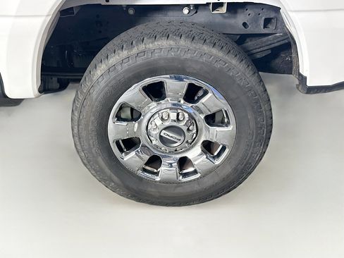 Used 2024 Ford F250 Lariat w/ Lariat Ultimate Package image 11