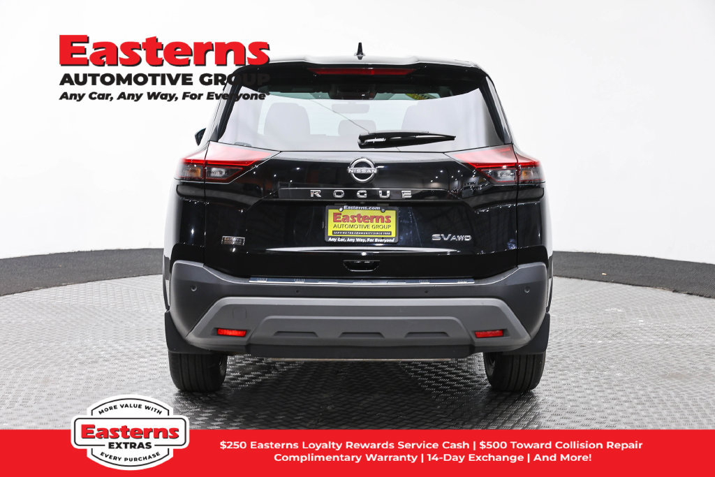 Used 2023 Nissan Rogue SV AWD/4WD image 7