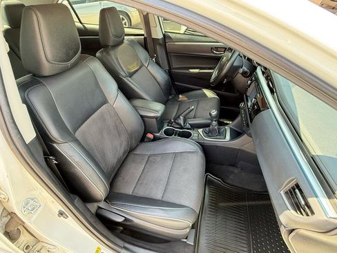 Used 2016 Toyota Corolla S FWD image 14