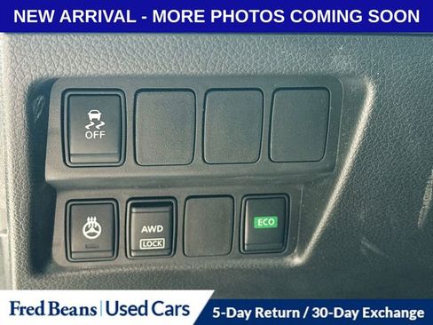 Used 2017 Nissan Rogue Sport SL image 8