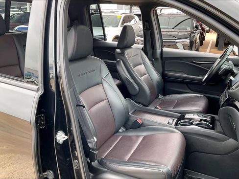Used 2021 Honda Ridgeline Black Edition image 9