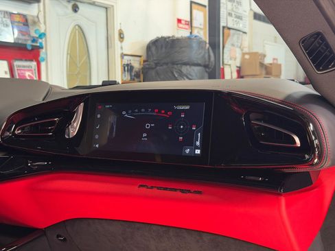 Used 2023 Ferrari Purosangue AWD/4WD image 33