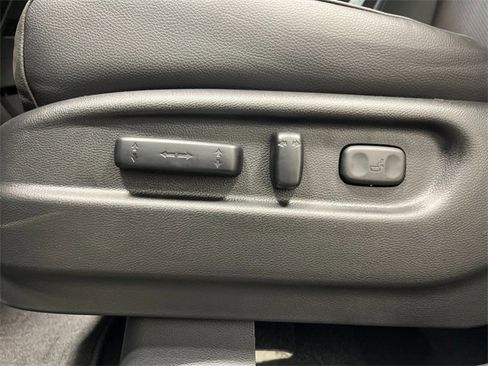 New 2025 Honda Ridgeline Black Edition image 8