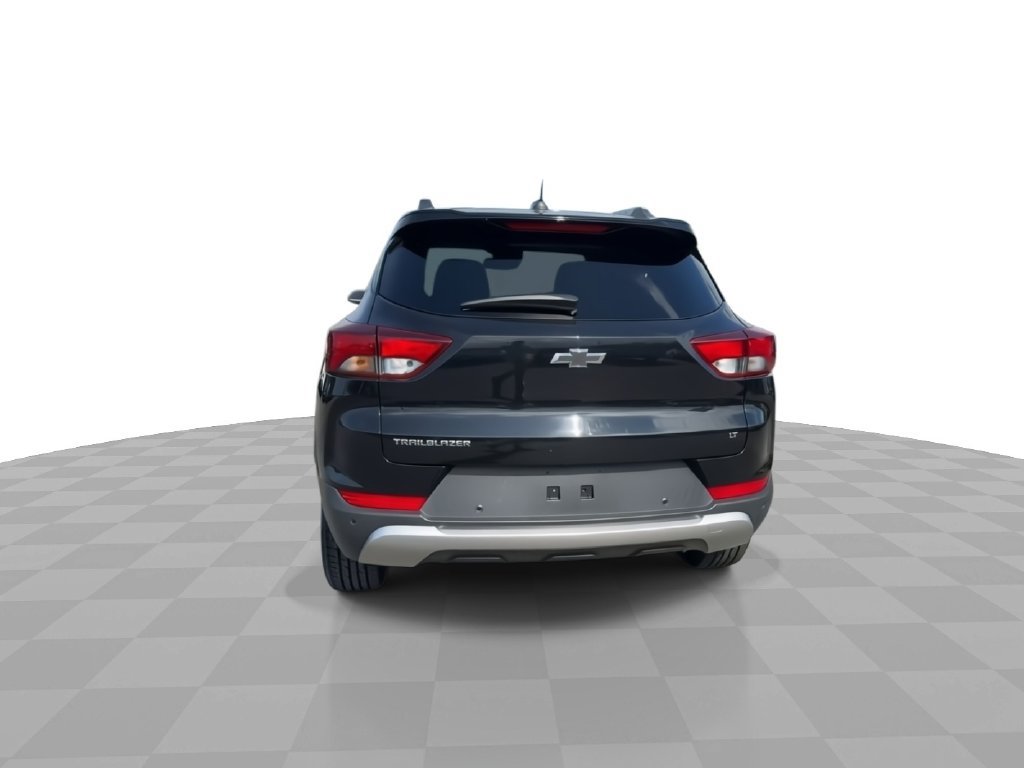 Certified 2021 Chevrolet TrailBlazer LT w/ Convenience Package FWD image 7