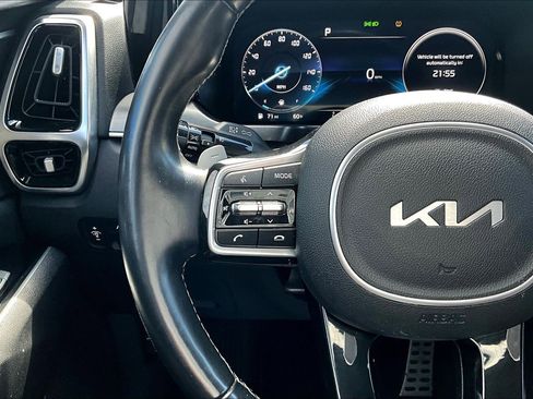 Used 2022 Kia Sorento SX image 12