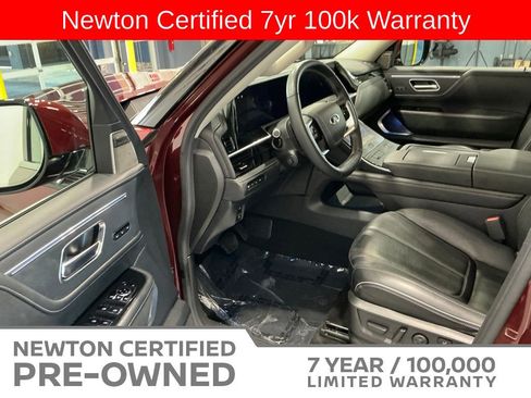 Used 2025 INFINITI QX80 Sensory AWD/4WD image 7