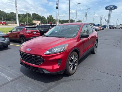 Used 2022 Ford Escape SE w/ SE Sport Appearance Package