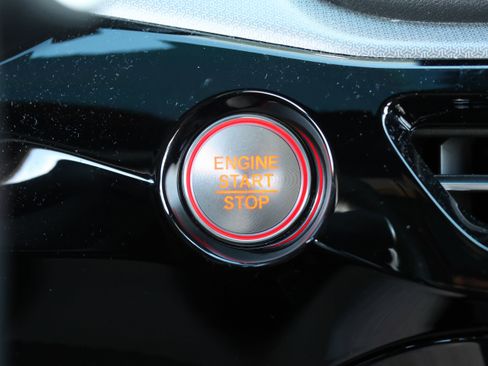 Used 2025 Acura MDX A-Spec image 29