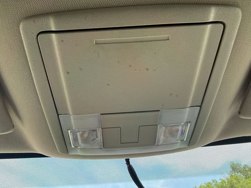 Used 2012 Ford Edge SE FWD image 30