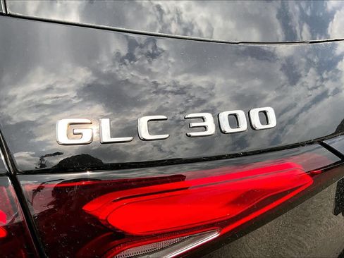 Certified 2026 Mercedes-Benz GLC 300 image 7