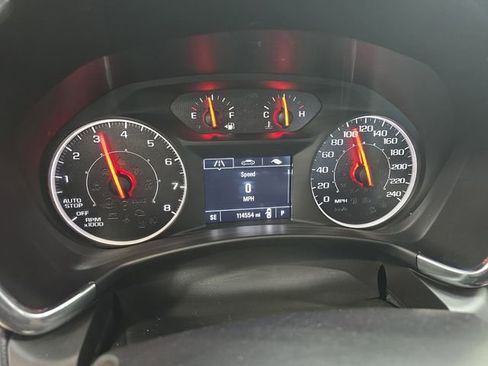 Used 2018 Chevrolet Equinox LS image 19