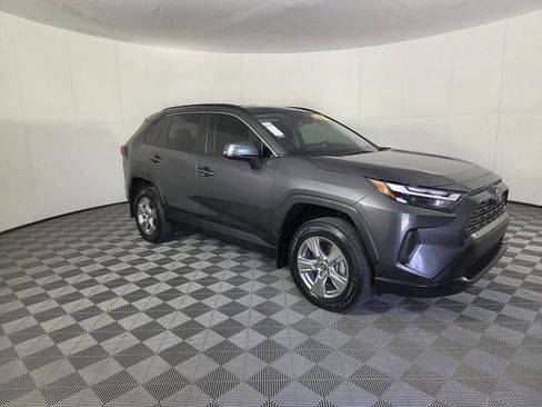Used 2025 Toyota RAV4 XLE FWD image 2