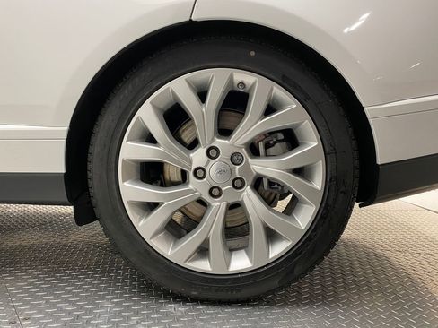 Used 2020 Land Rover Range Rover HSE AWD/4WD image 9