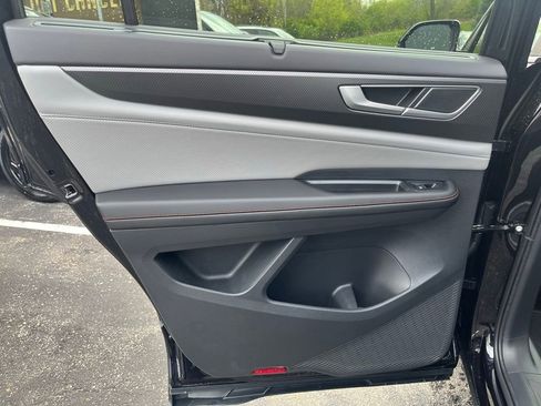 New 2026 Volkswagen Atlas Peak Edition AWD/4WD image 21