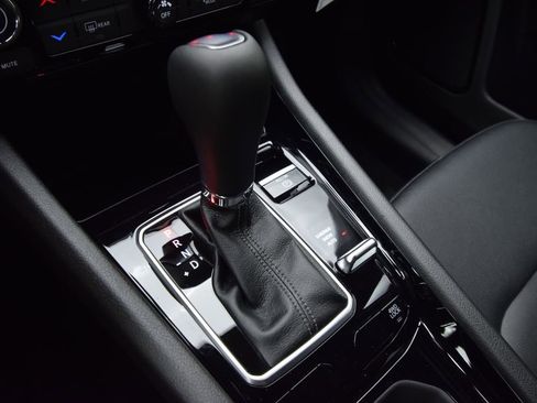 New 2026 Jeep Compass Limited image 21