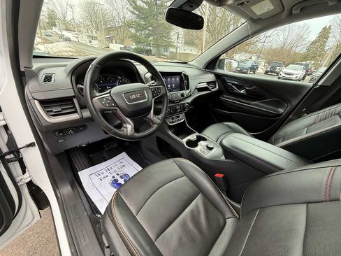Used 2023 GMC Terrain AT4 image 18