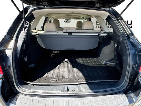 Used 2018 Subaru Outback 2.5i Premium image 31