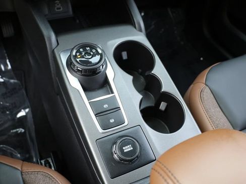 Used 2025 Ford Bronco Sport Outer Banks w/ Outer Banks Tech Package+ AWD/4WD image 25