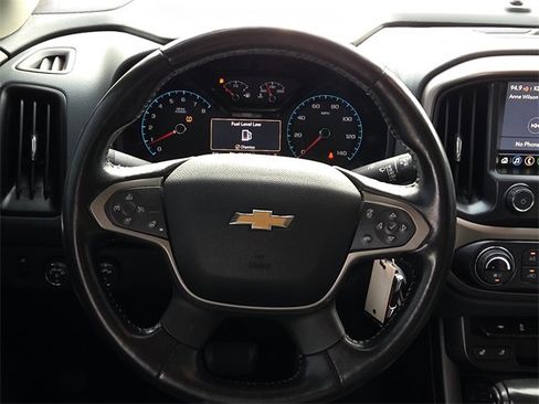 Used 2019 Chevrolet Colorado Z71 image 16