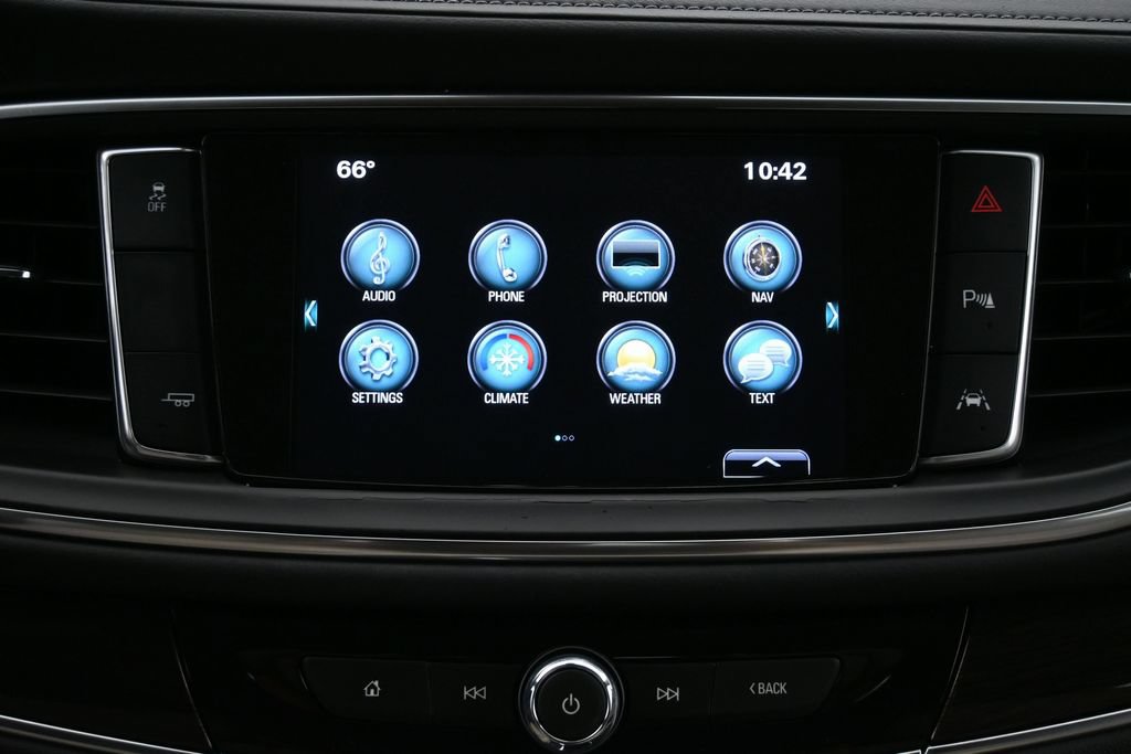 Used 2018 Buick Enclave Premium w/ Experience Buick Package FWD image 10