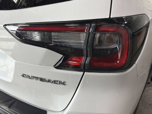 Certified 2025 Subaru Outback Premium w/ Popular Package #1A image 7