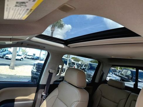 Used 2018 GMC Sierra 1500 Denali w/ Denali Ultimate Package AWD/4WD image 16