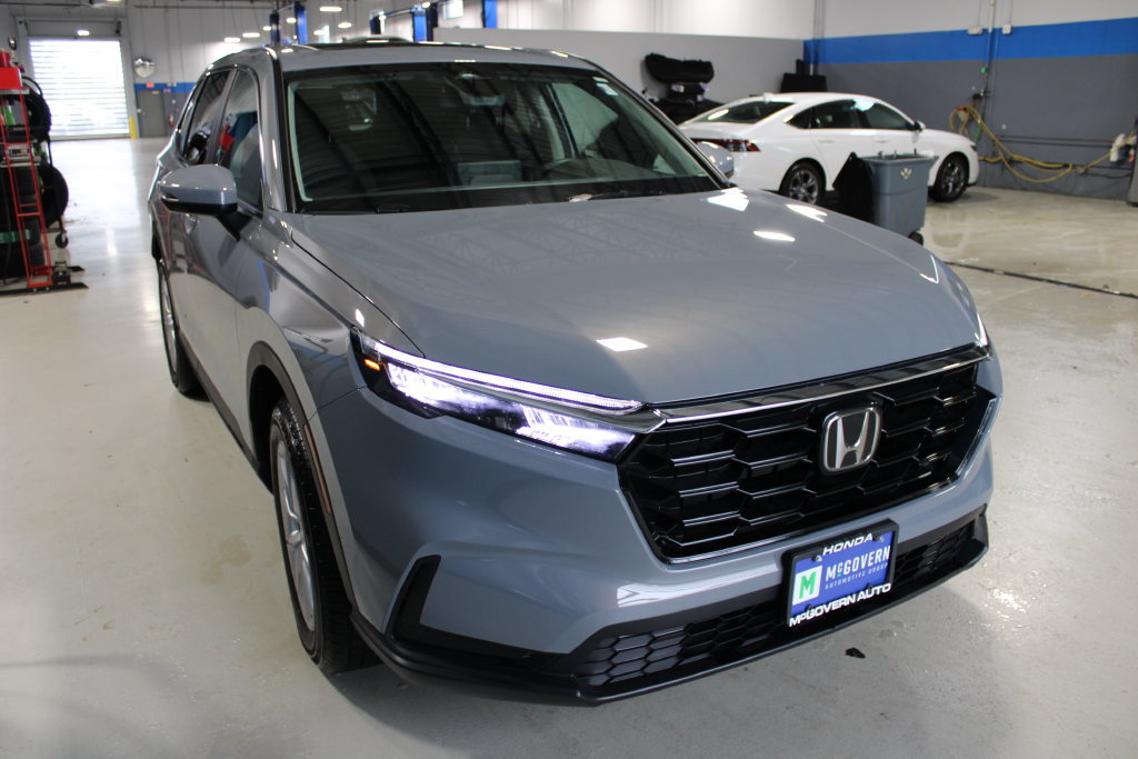 Used 2026 Honda CR-V EX image 3