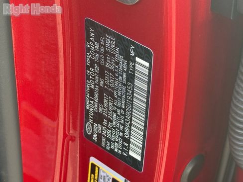 Used 2025 Hyundai Kona SE image 34