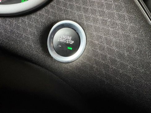 Used 2024 Chevrolet Malibu LT image 33