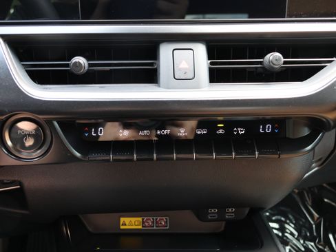 Used 2025 Lexus UX 300h FWD image 25