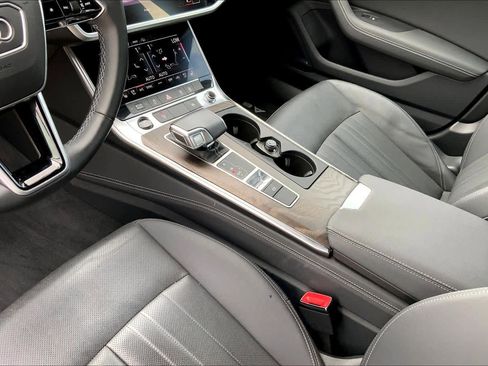 Used 2022 Audi A6 Premium Plus image 17