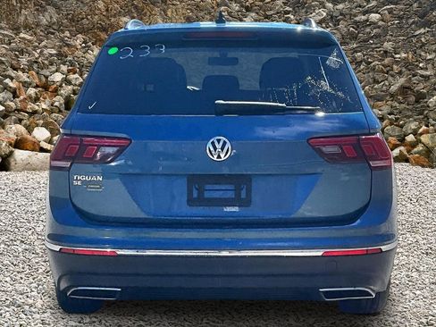 Used 2020 Volkswagen Tiguan SE image 4