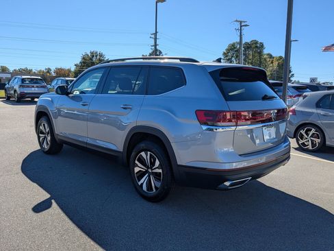New 2026 Volkswagen Atlas SE image 5