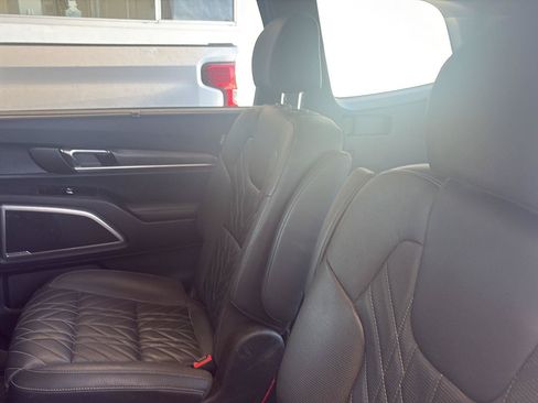 Used 2023 Kia Telluride EX X-Line AWD/4WD image 22