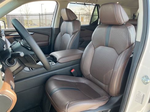 Used 2025 Honda Pilot Elite image 25