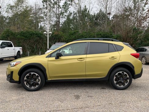 Used 2021 Subaru Crosstrek 2.0i image 5