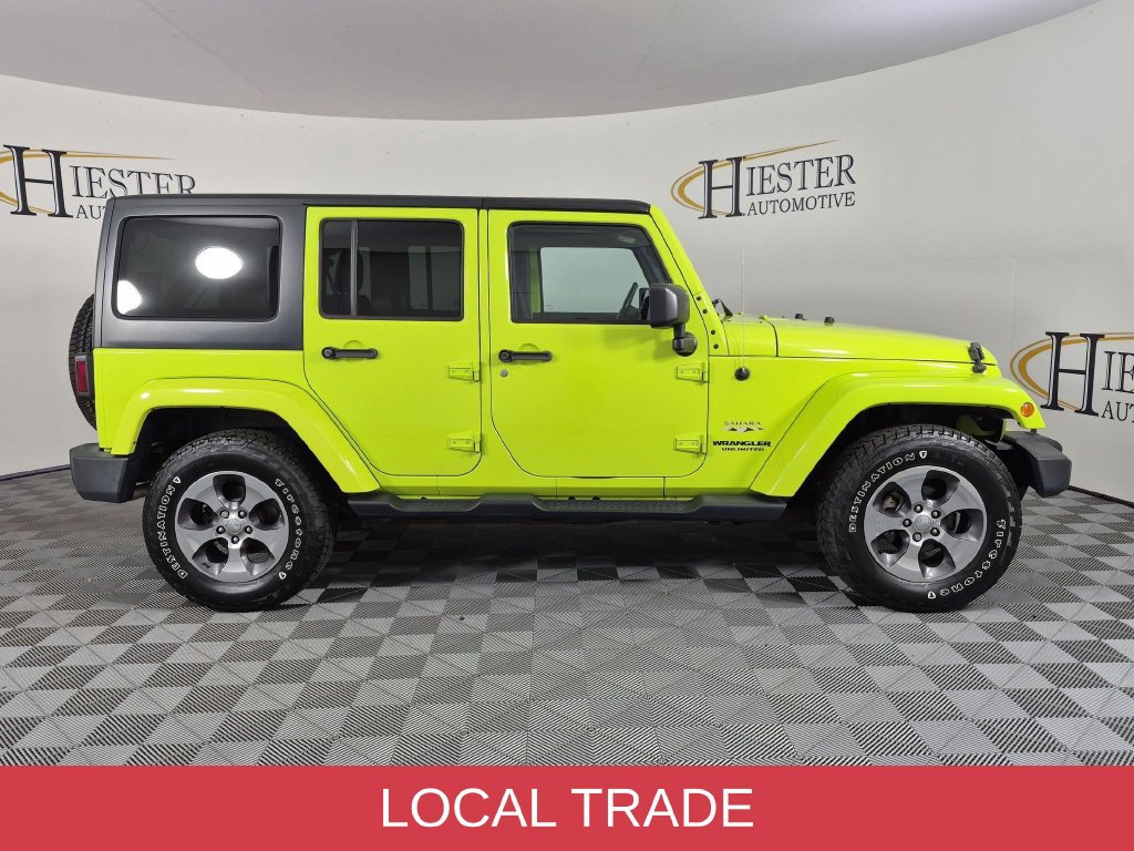 Used 2016 Jeep Wrangler Unlimited Sahara w/ Connectivity Group AWD/4WD image 3