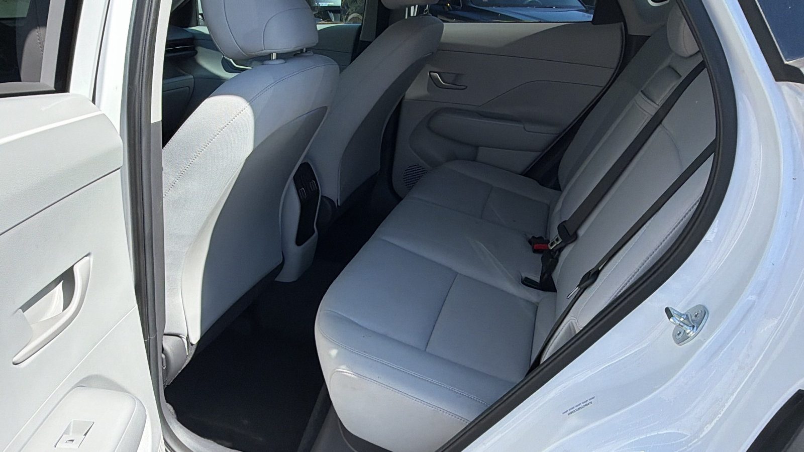 Used 2025 Hyundai Kona SEL AWD/4WD image 23