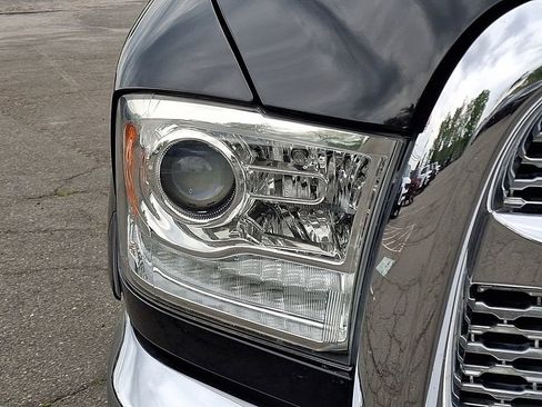 Used 2018 RAM 2500 Laramie AWD/4WD image 12