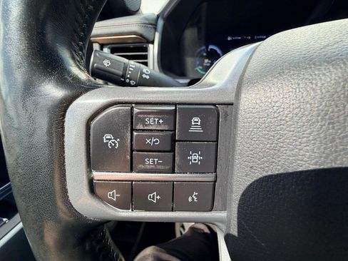 Used 2022 Ford F150 Lightning Lariat AWD/4WD image 19