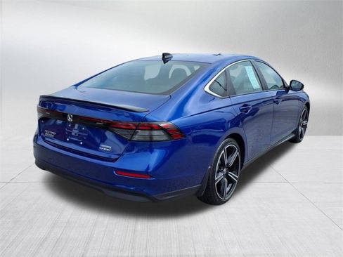 Certified 2025 Honda Accord Sport image 4